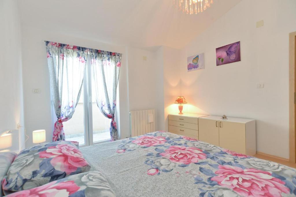 Apartman Eda Pula Exteriér fotografie