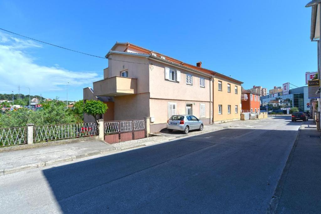 Apartman Eda Pula Exteriér fotografie